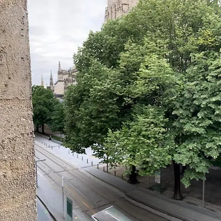 Vue Sur Cathédrale Burdeos